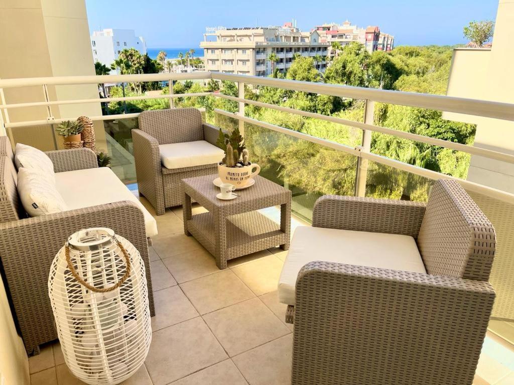 Lujo Frente Al Mar. Luxury On The Beachfront. Motril Exteriör bild